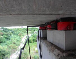 千斤頂橋梁使用實(shí)用圖